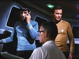 Star Trek Gallery - bts_shatner_nimoy.jpg