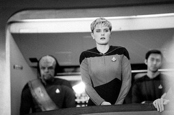 Star Trek Gallery - dorn_crosby_extra01.jpg
