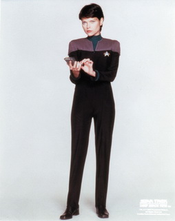 Star Trek Gallery - ezri_whitebg.jpg