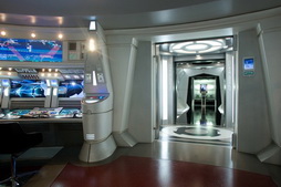 Star Trek Gallery - nu1701_bridge_lift.jpg