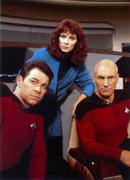 Star Trek Gallery - riker_crusher_picard01.jpg