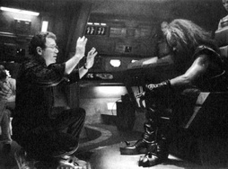 Star Trek Gallery - shatner_klingons_stv.jpg