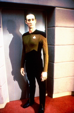 Star Trek Gallery - spiner_nomakeup_bridge.jpg