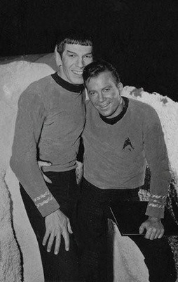 Star Trek Gallery - spock_and_kirk.jpg