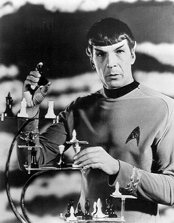 Star Trek Gallery - spock_chess_pb.jpg