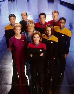 Star Trek Gallery - cast_s7a.jpg