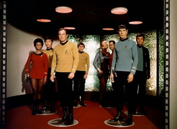 Star Trek Gallery - transporter_cast_tos.jpg