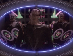 Star Trek Gallery - bloodandwater_296.jpg