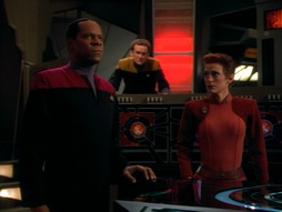 Star Trek Gallery - playing_god_184.jpg