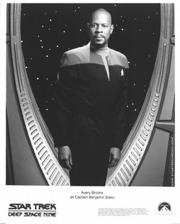 Star Trek Gallery - sisko_046.jpg