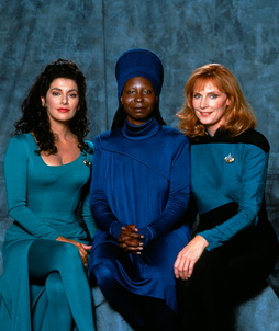 Star Trek Gallery - women_of_tng_s4.jpg
