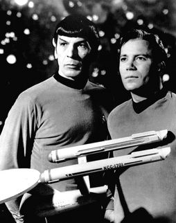 Star Trek Gallery - Leonard_Nimoy_William_Shatner_Star_Trek_1968.JPG