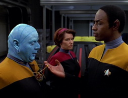 Star Trek Gallery - Star-Trek-Voyager-Season-1-Episode-16.jpg