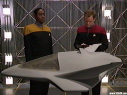 Star Trek Gallery - Star-Trek-gallery-voyager-0040.jpg