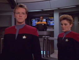 Star Trek Gallery - lifesigns_366.jpg