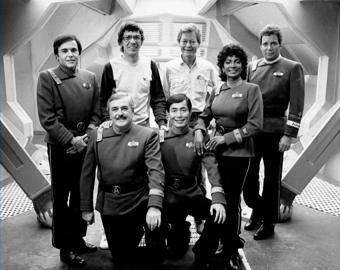 Star Trek Gallery: Behind the scenes.