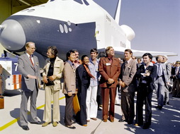 Star Trek Gallery - The_Shuttle_Enterprise_-_GPN-2000-001363.jpg