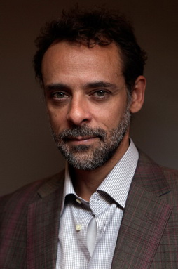 Star Trek Gallery - alexander_siddig_5.jpg