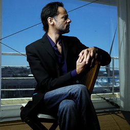 Star Trek Gallery - alexander_siddig_6.jpg