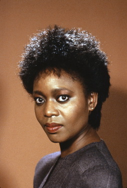 Star Trek Gallery - alfre_woodard_4.jpg