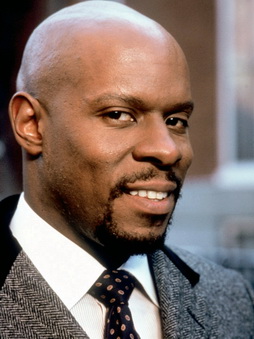 Star Trek Gallery - avery_brooks_7.jpg