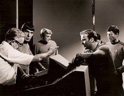 Star Trek Gallery - bts_tos_2.jpg