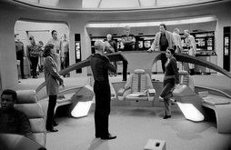 Star Trek Gallery - cast_crew01.jpg