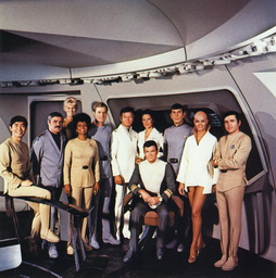 Star Trek Gallery - cast_tmp09.jpg