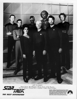 Star Trek Gallery - cast_tng_s2_rarepb.jpg