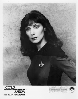 Star Trek Gallery - crusher_s1c.jpg