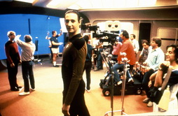 Star Trek Gallery - data_bts_filming.jpg