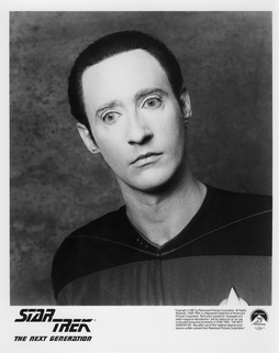 Star Trek Gallery - data_s1b.jpg