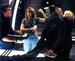 Star Trek Gallery - directing_garak_ds9.jpg