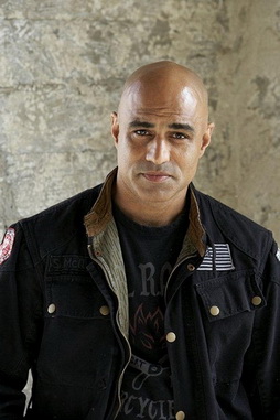 Star Trek Gallery - faran_tahir-robau.jpg