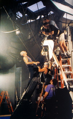 Star Trek Gallery - fc_filming_finale.jpg