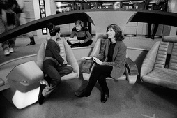 Star Trek Gallery - fem_trio06.jpg