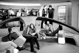 Star Trek Gallery - frakes_crosby_mcfadden_sirtis01.jpg