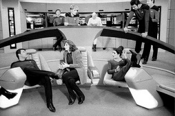 Star Trek Gallery - frakes_crosby_mcfadden_sirtis02.jpg