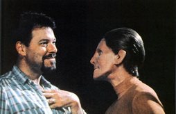 Star Trek Gallery - frakes_directs_jens_ds9.jpg