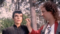 Star Trek Gallery - gambit_makeup_tng.jpg