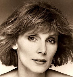 Star Trek Gallery - gates_mcfadden_8.jpg