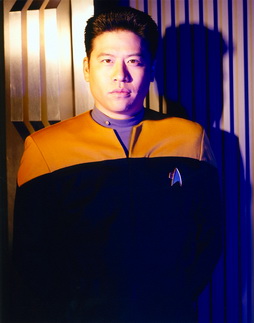 Star Trek Gallery - harrykim_hq_pbvariant.jpg