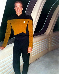 Star Trek Gallery - horan_bts_tng.jpg