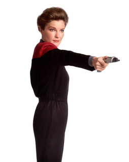 Star Trek Gallery - janeway_phaser.jpg