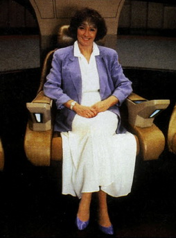 Star Trek Gallery - jeri_taylor_tng_chair.jpg