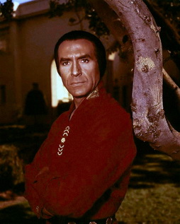 Star Trek Gallery - khan_noonien_singh_1996.jpg