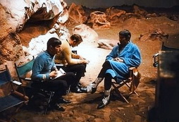 Star Trek Gallery - kirk_spock_stonn.jpg