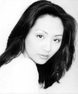 Star Trek Gallery - linda_park01.jpg