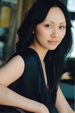 Star Trek Gallery - linda_park_5.jpg