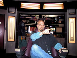 Star Trek Gallery - nemesis_crew_slacker.jpg